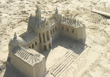 write your message on sand pyramid or castle big2