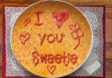 write any message and design it on a pancake big2