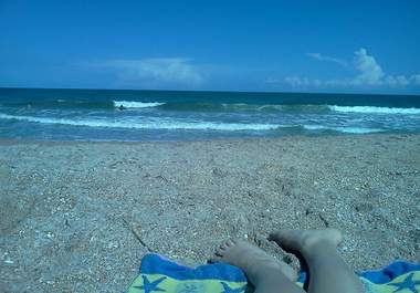 write your message in a bottle and toss it into the ocean big2