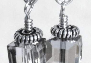 teach you how to make a beautiful pair of wire wrapped earrings big3