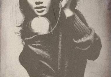 turn 10 of your photos into a very old photo look big3