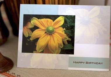 send a floral greeting card with a handwritten message in English to anyone in the world big3