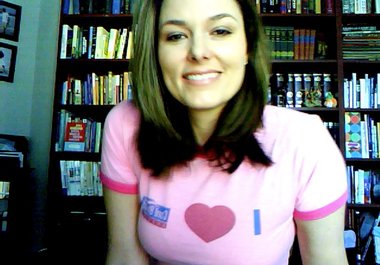 make a video in your brand t-shirt big1