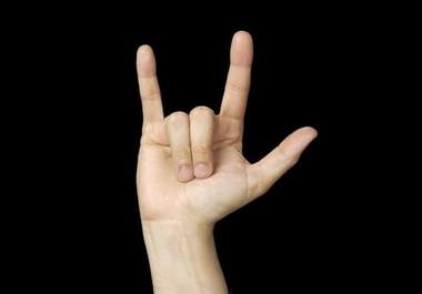 sign happy birthday in sign language to any name and make a video big1