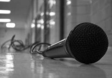 write 4 bars for a rap verse or a short poem big1
