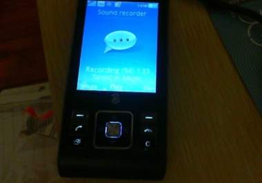 make voicemail/answering messages in an authentic English accent big1