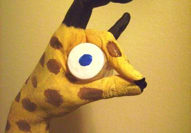 say your message with my giraffe hand big1