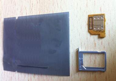 send you a turbo unlock sim card with sim card tray holder for iphone 4 big1