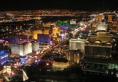 send your tweet/retweet to my 2,100, mostly Las Vegas based, real estate followers everyday for 5 consecutive days big1