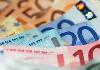 suggest a good money making domain name or a niche big1